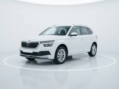 SKODA Kamiq 1.5 TSI DSG Selection en renting